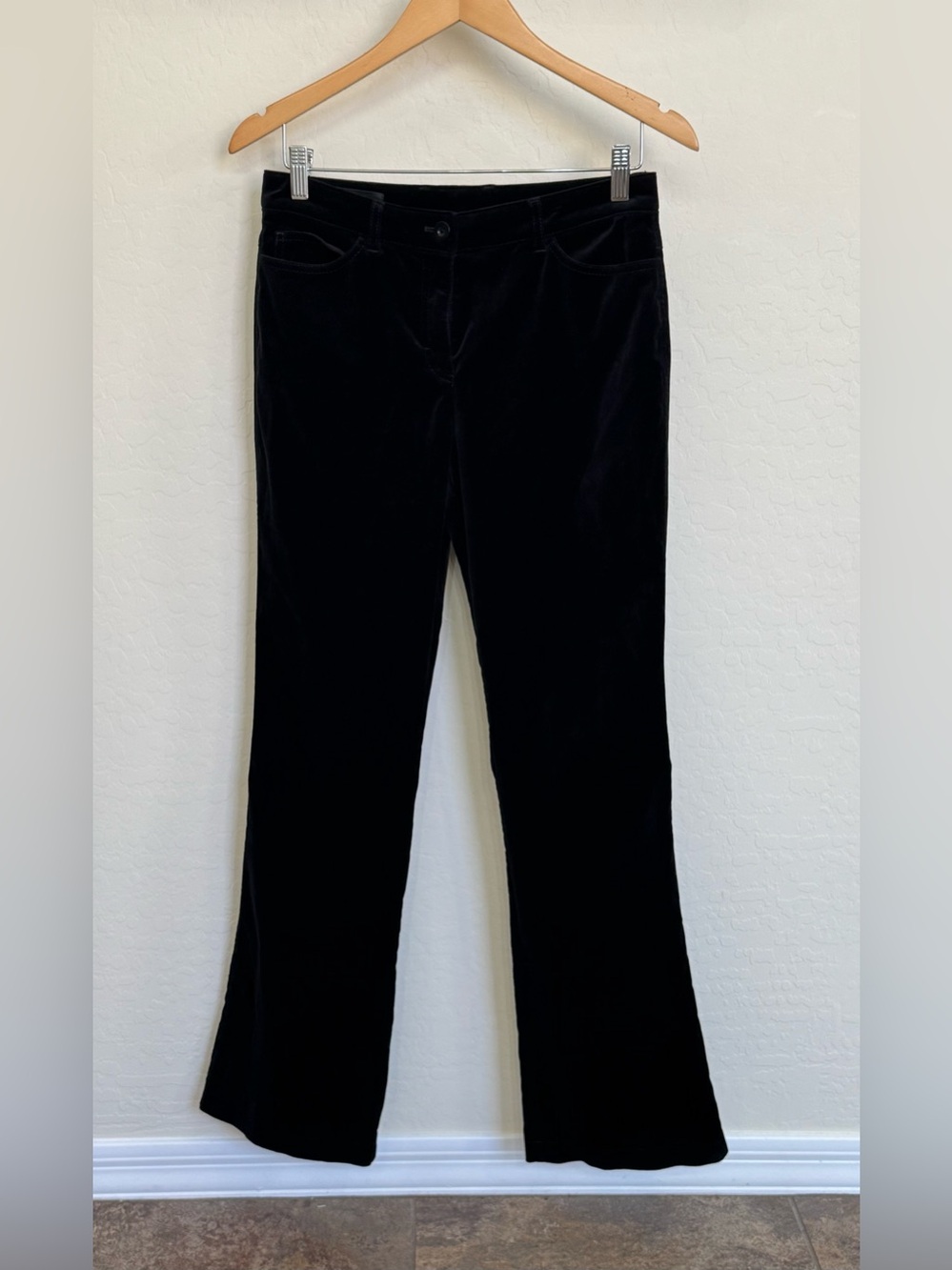 ESCADA Black Velvet Bootcut Pants Soft Stretch Size 36 / US 6